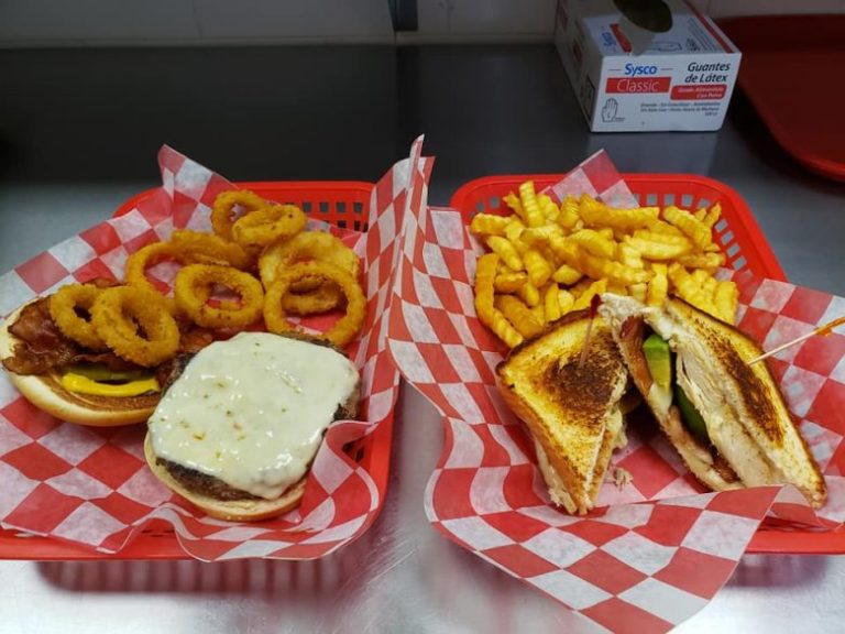 Juicy Burgers of Central Florida – Your Local Custom Made Burger Restaurant