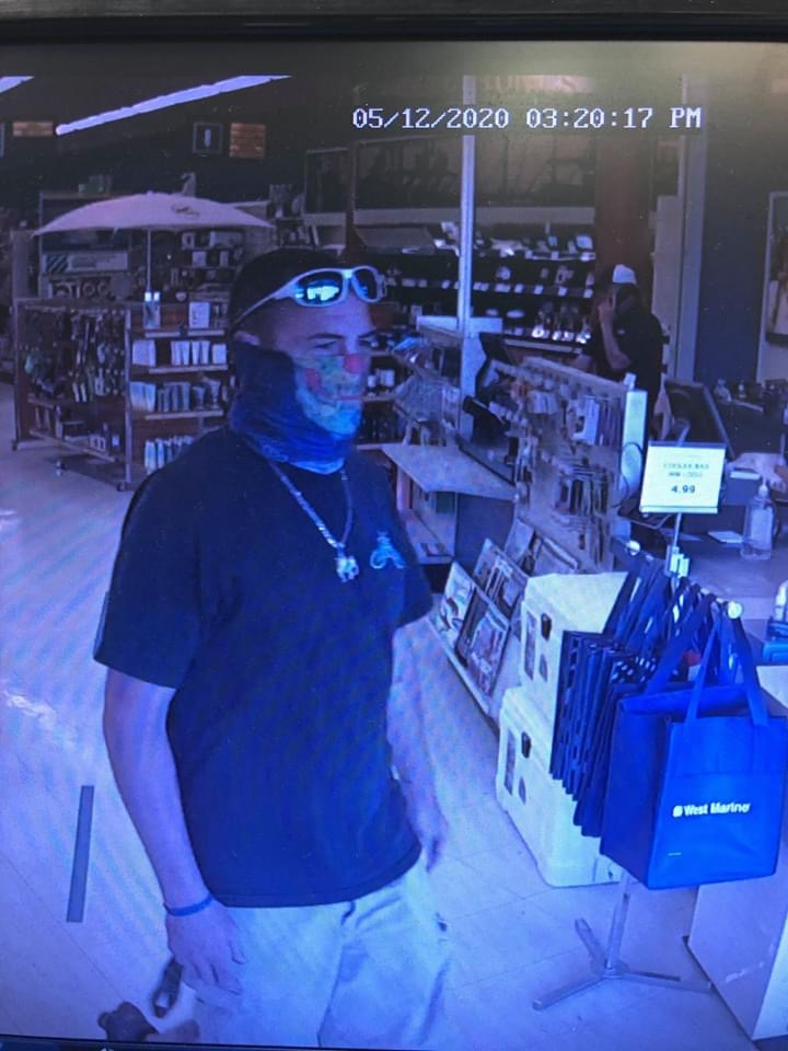 Individual Steals Sunglasses and Reel from Marine Supply