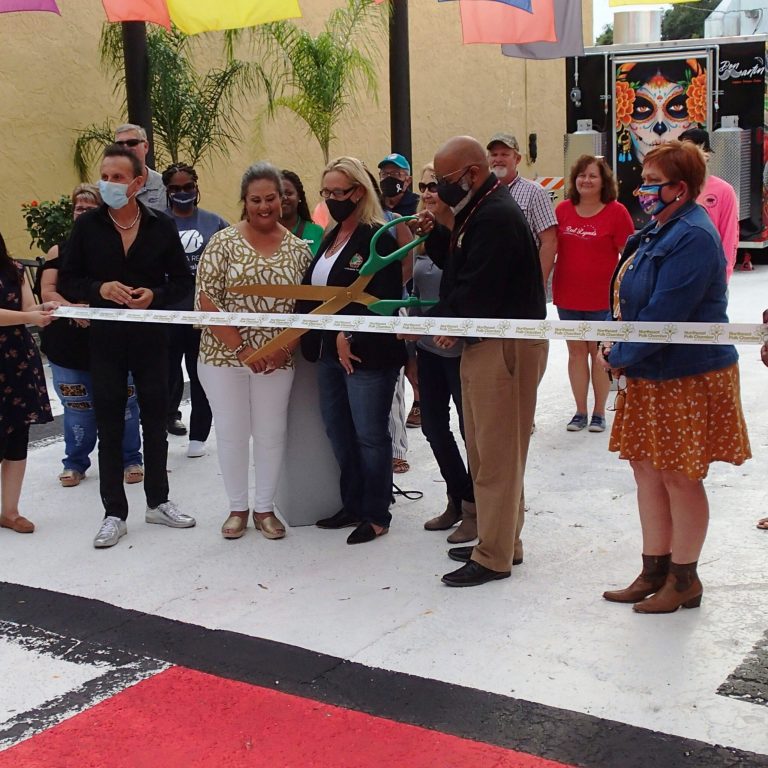 Art Alley Celebrates Grand Opening In Haines City With Food Trucks And Art