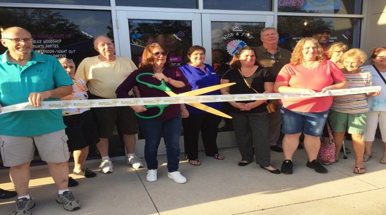 Wood and Stain DIY Wood Shop Celebrates Grand Opening