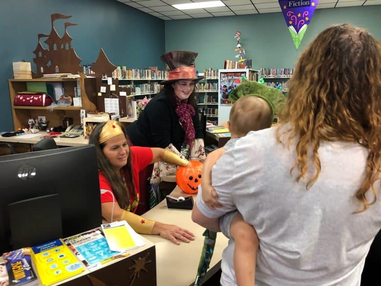 Wiggles & Giggles Gather for Trick or Treating at Lake Wales Public