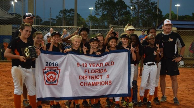 Lake Wales Little League Girls 9-10 Softball Brings Home a District 4 Championship