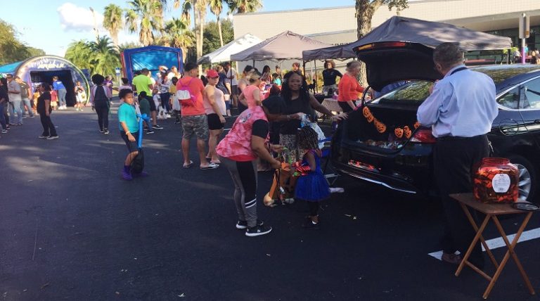 Simpson Park Community Center Celebrates Spookfest