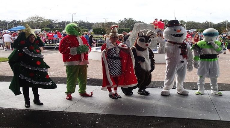 Bartow Ford Winter Wonderland Lets It Snow For Fourth Year