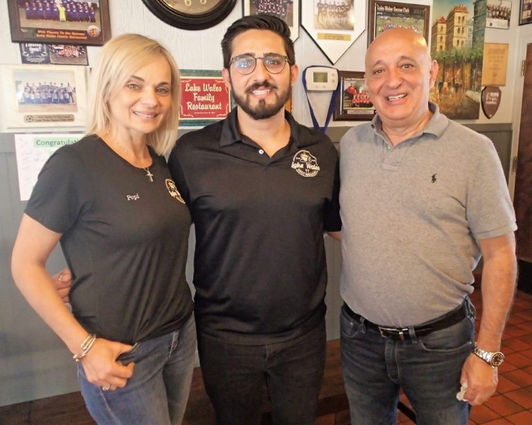 Lake Wales Family Restaurant Owner Retires After 20 Years