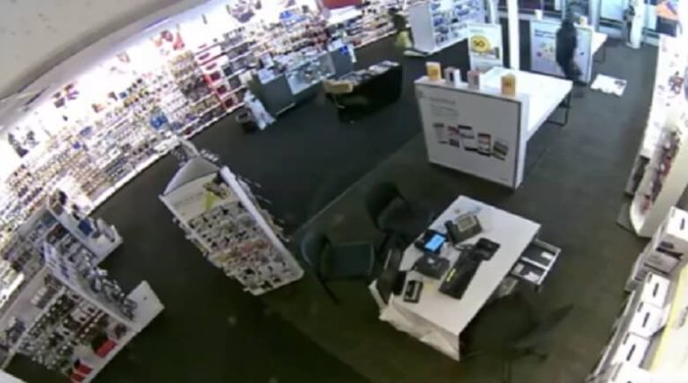 Winter Haven Police Asking for Public’s Help To Identify Three Suspects Who Brok into Radio Shack in SW Winter Haven