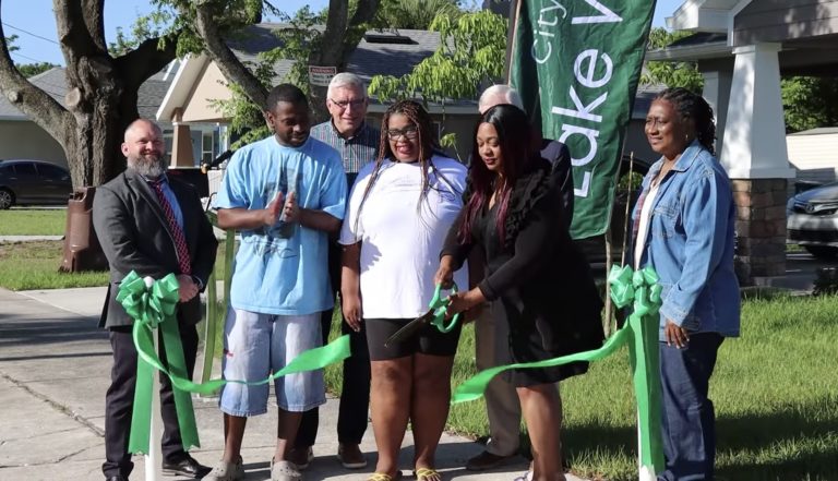City of Lake Wales Community Redevelopment Agency (CRA) Holds Ribbon Cutting Ceremony For The Completion of Affordable Houses