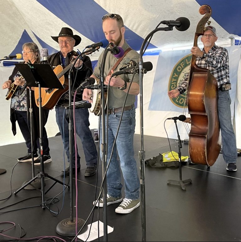 Finger-Licking Good Barbecue & Finger-Picking Good Bluegrass At 24th Annual Lake Alfred Bluegrass Bash