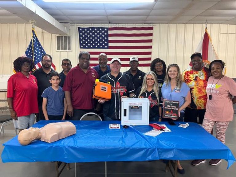 HCA Florida Brandon Hospital Received an AED from Culpepper’s Cardiac Foundation. They Returned The Favor by Donating an AED to The Brandon Veterans Hall.