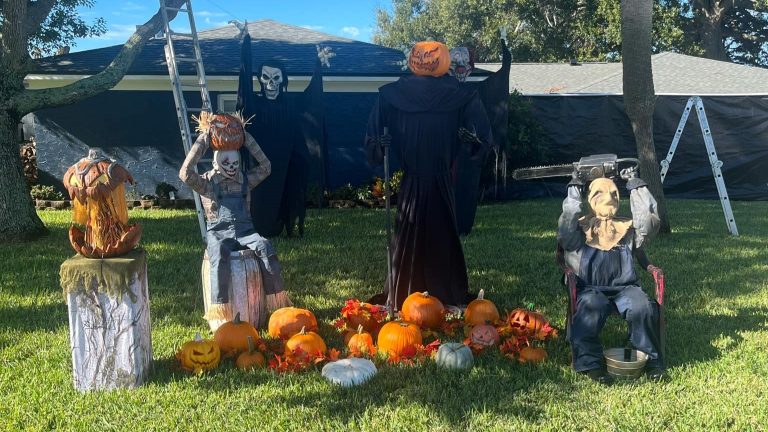 Nearly 100 Animatronics to be Displayed at Auburndale Haunted Yard