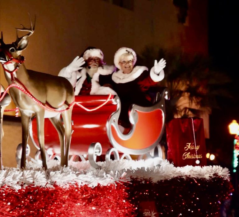 The 43rd Annual Lakeland Christmas Parade “Christmas At Swan Lake”