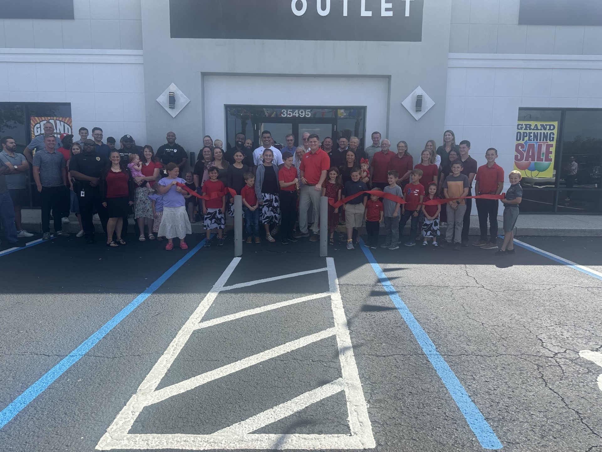 furniture outlet - DailyRidge.com