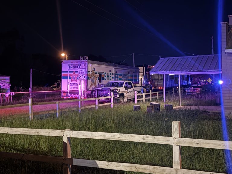 Suspect Who Allegedly Attacked Deputies With A 2X4 Serving Warrant Is Shot & Killed