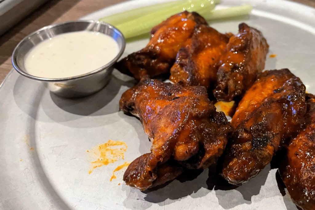 thumbnail_Wings1 - DailyRidge.com
