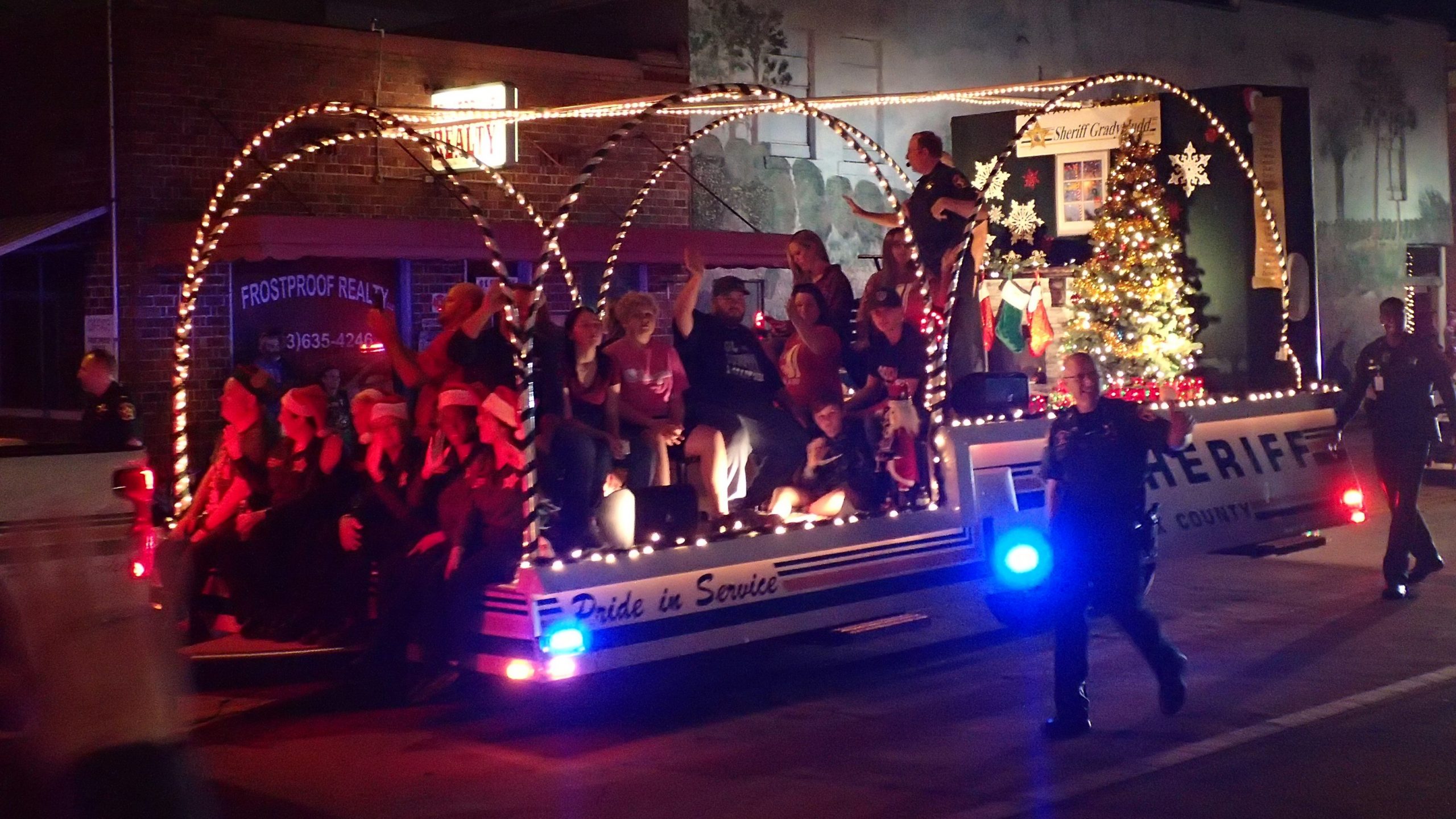 Frostproof Christmas Parade 2022 Frostproof Hosts Christmas Parade To Bring Joy During Uncertain Times |  Dailyridge.com